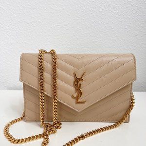 Saint Laurent Grain de Poudre Matelasse Chevron Monogram Chain Wallet Dark Beige